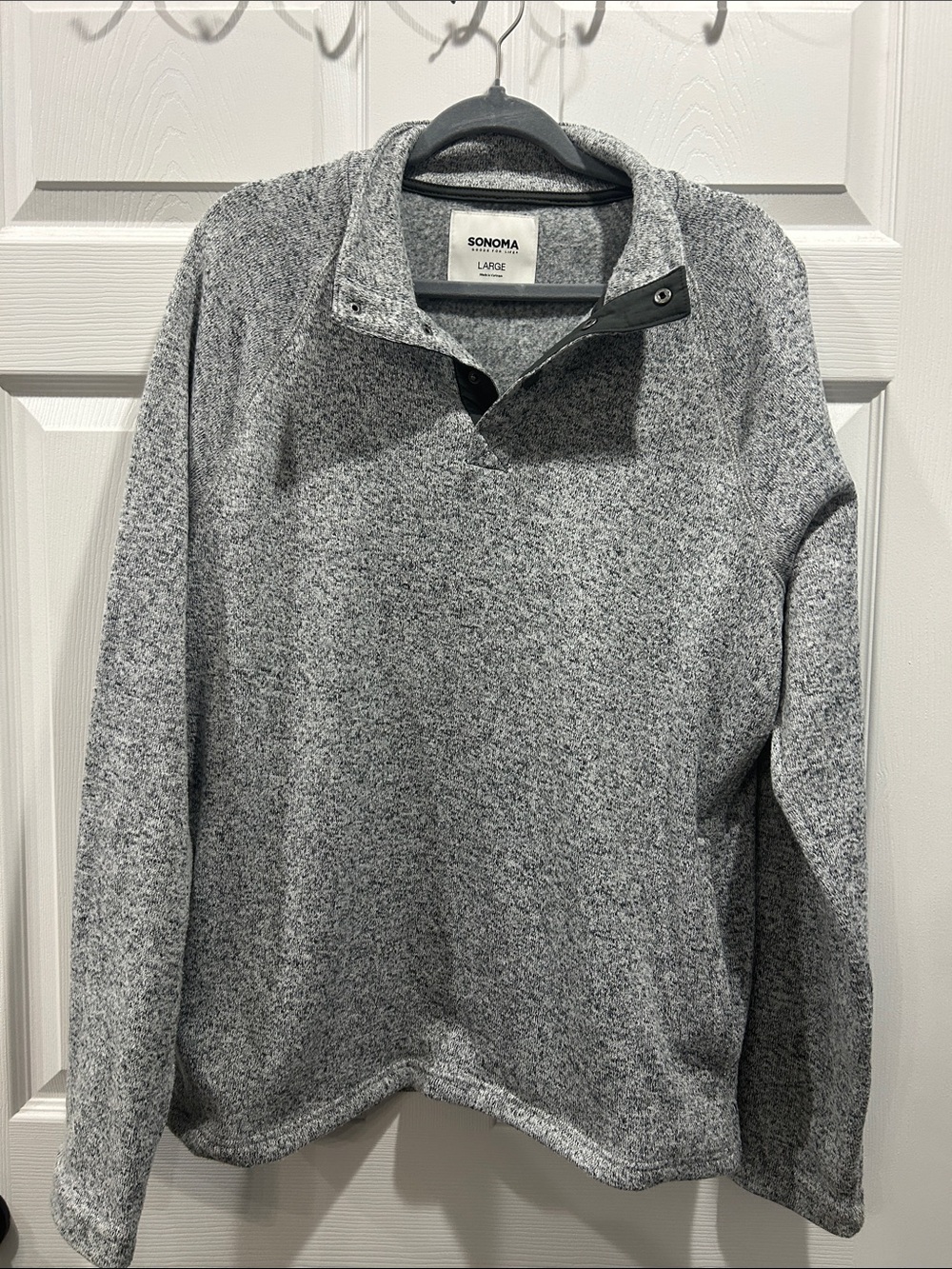 Men’s Sonoma gray sweater